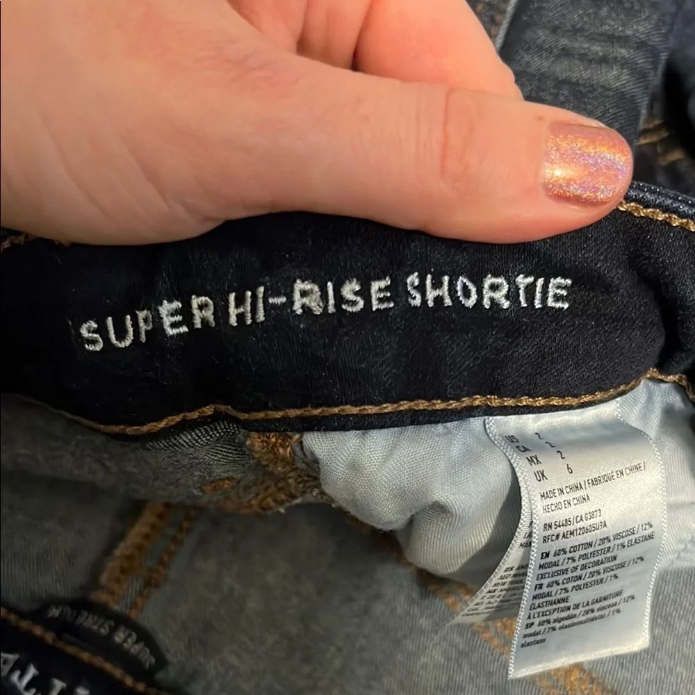 American Eagle Outfitters Women's Denim Shorts - Super Hi-Rise Shortie * - Picture 3 of 7